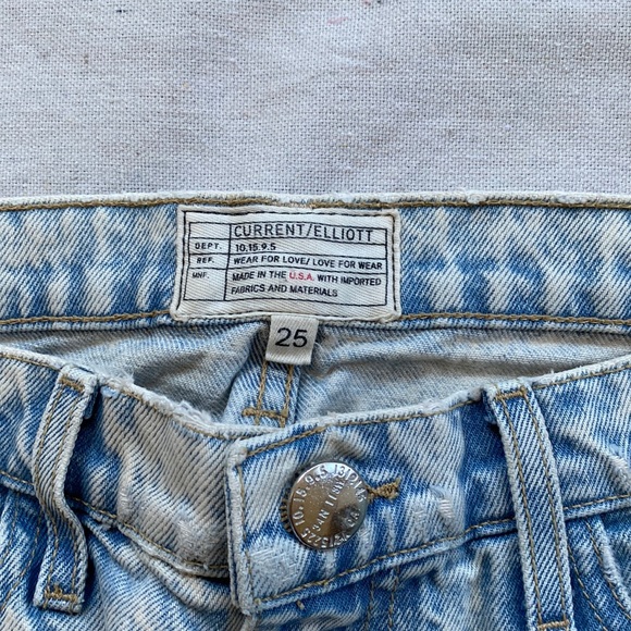 Current/Elliott Jeans - Picture 2 of 5